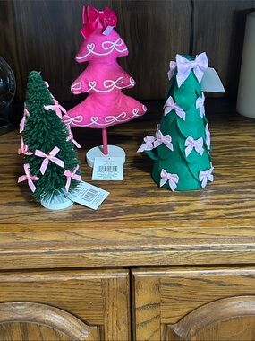 Meijer Pink and Green Mini Holiday Tree Trio NWT